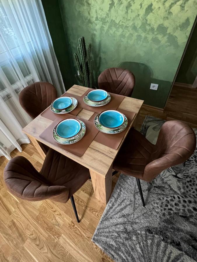 Jungle Lux Apartment Čačak Eksteriør bilde